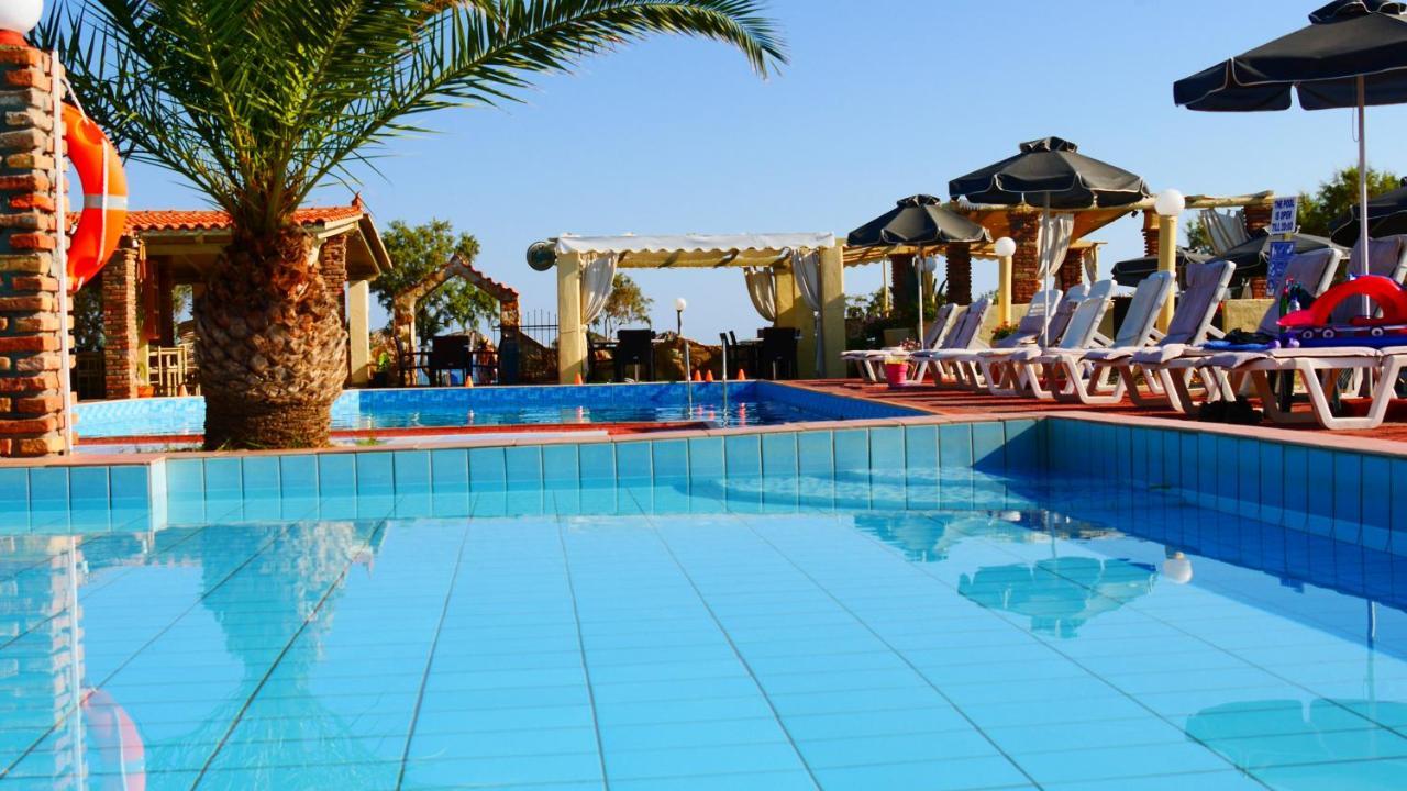 Stavros Villas&Apartments Gerani  エクステリア 写真