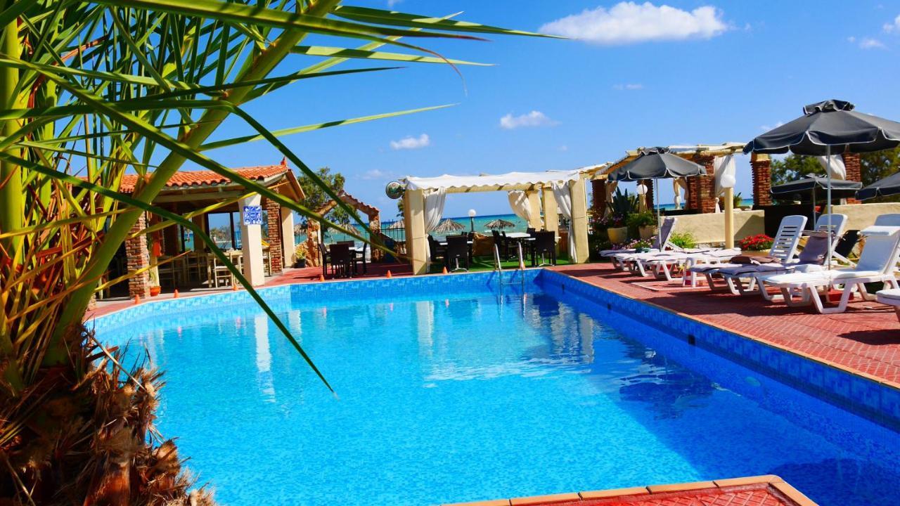Stavros Villas&Apartments Gerani  エクステリア 写真