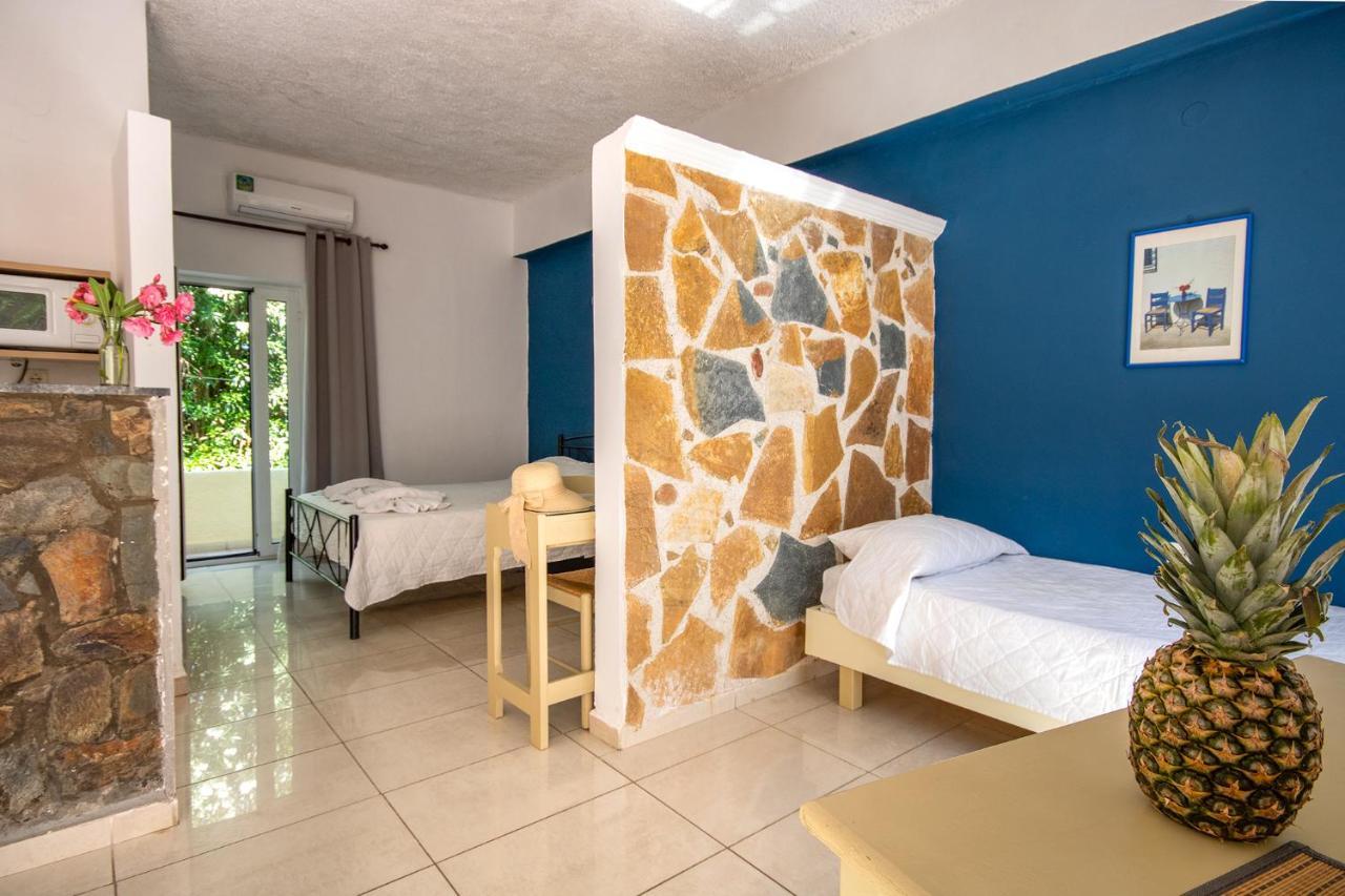 Stavros Villas&Apartments Gerani  エクステリア 写真