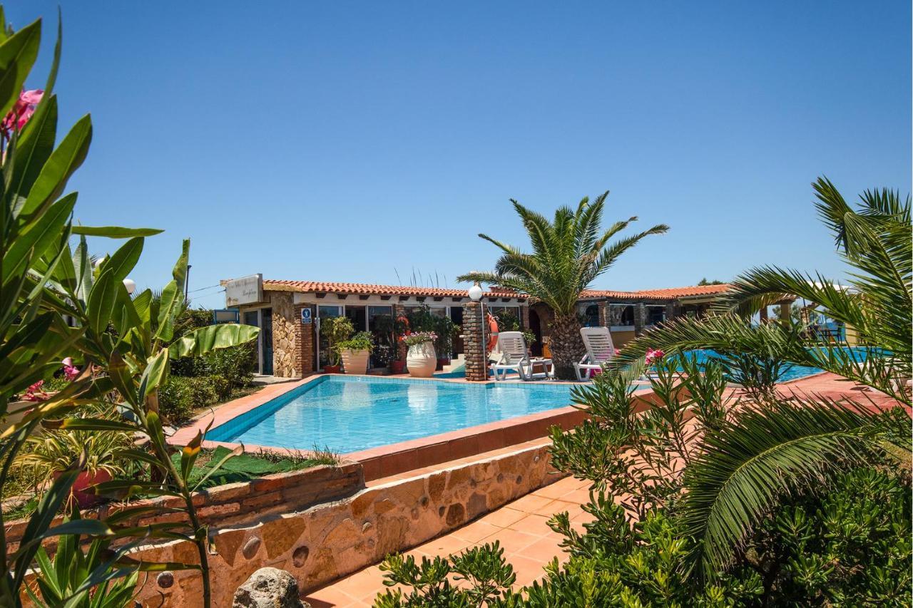 Stavros Villas&Apartments Gerani  エクステリア 写真