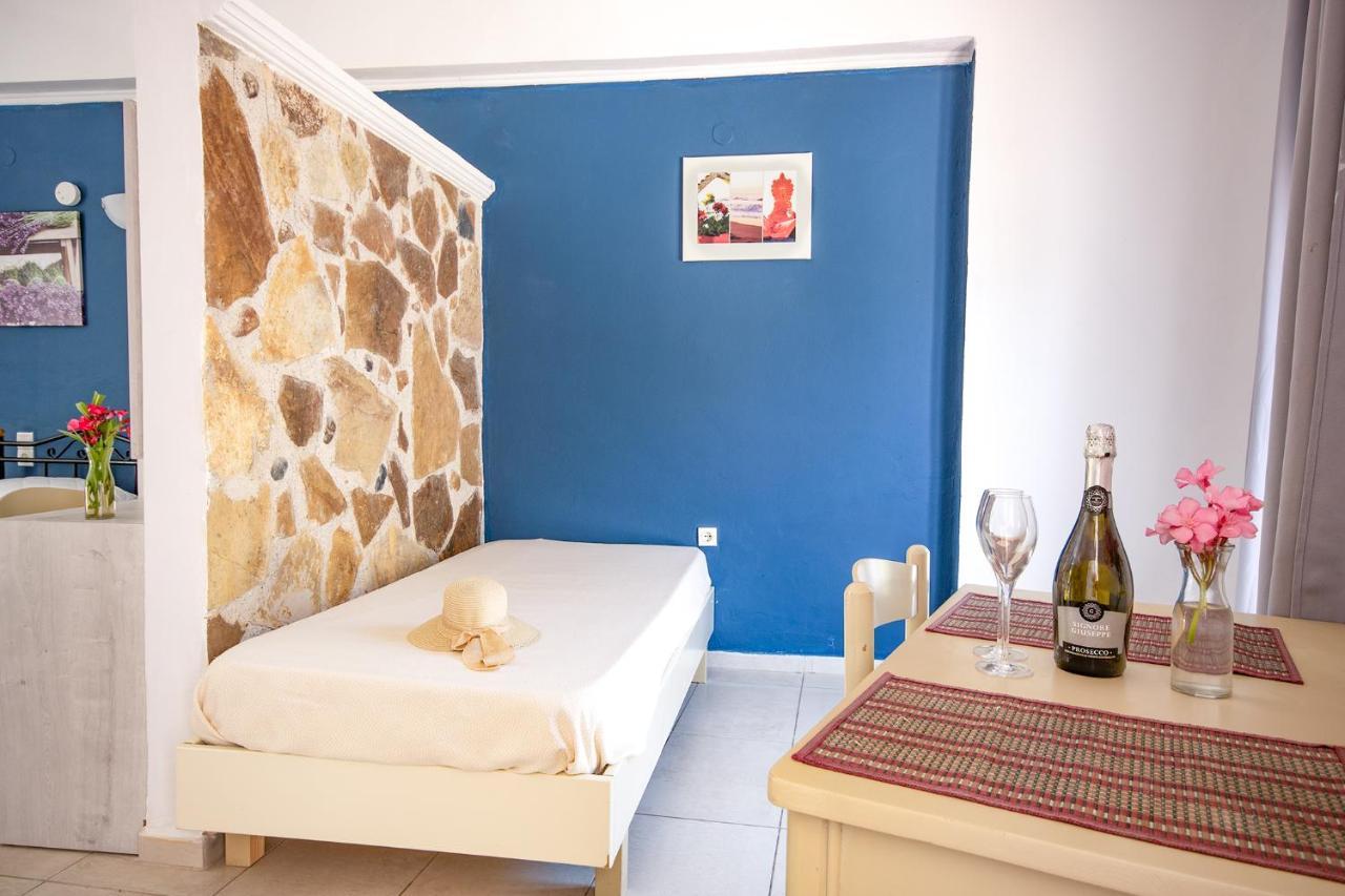 Stavros Villas&Apartments Gerani  エクステリア 写真