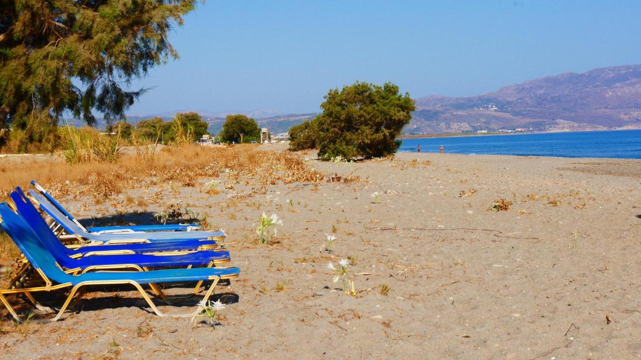Stavros Villas&Apartments Gerani  エクステリア 写真